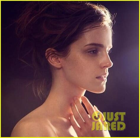 emma watson nuda|Emma Watson poses TOPLESS and flashes her body for totally。